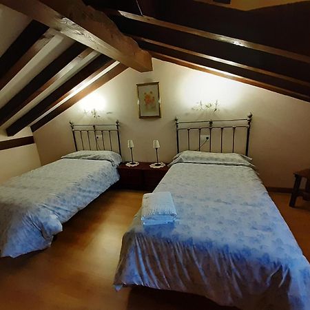 Casa Santa Leocadia Villa Tama Bagian luar foto